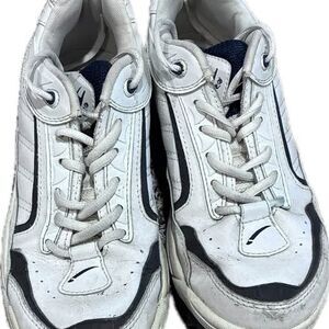 Vintage L.A. Gear White Sneakers "dad shoe”
